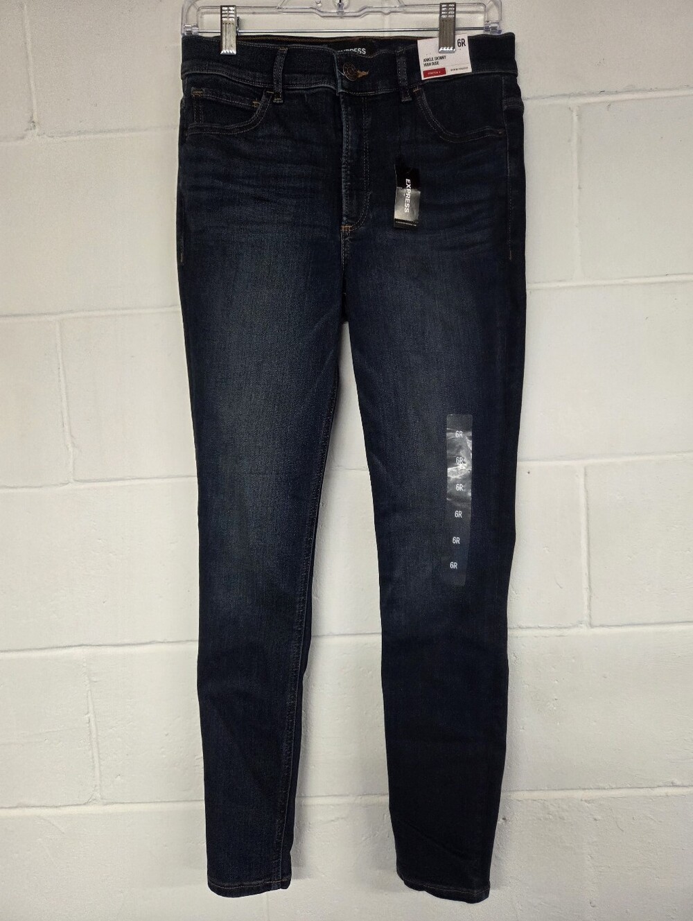 Express Dark Wash Women’s Skinny Jeans - Blue